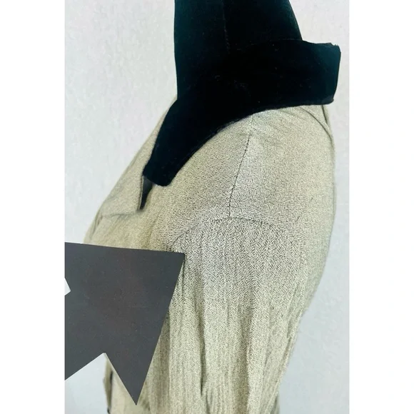 (VTG) CITY TRIANGLES • Sand/Brown Velvet Trim Button Long Sleeve Mini Dress, 7 - Picture 11 of 16
